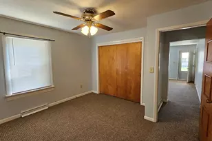 9 N Randolph St, Princeton, IL 61356 - Photo 7