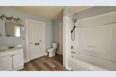 9 N Randolph Street, Princeton, IL 61356 - Photo 11