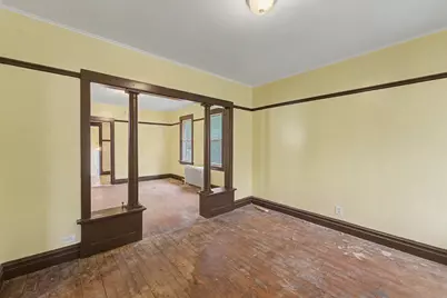 411 N Arlington Heights Road, Arlington Heights, IL 60004 - Photo 7