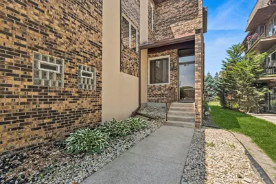 10416 Mansfield Avenue #3NE, Oak Lawn, IL 60453 - Photo 3