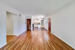 1326 S Dunton Ave, Arlington Heights, IL 60005 - Photo 5