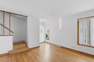 7862 W Lawrence Ave, Norridge, IL 60706 - Photo 5