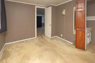 2215 E Washington Street S, Joliet, IL 60433 - Photo 5