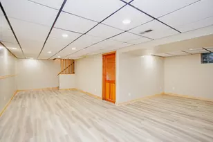 722 N Mavis Ln, Addison, IL 60101 - Photo 21