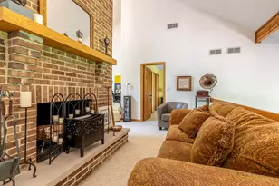 11 Lake View Rd, Hawthorn Woods, IL 60047 - Photo 23