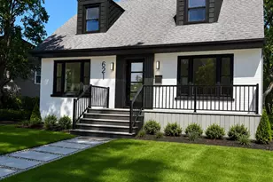 621 N Grant St, Hinsdale, IL 60521 - Photo 1
