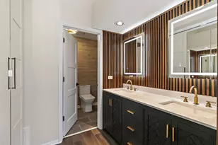 621 Newbury Ln, Schaumburg, IL 60173 - Photo 23