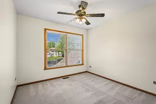 129 Knobb Hill Ln, Gurnee, IL 60031 - Photo 29