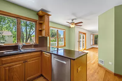 129 Knobb Hill Lane, Gurnee, IL 60031 - Photo 17