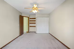 129 Knobb Hill Ln, Gurnee, IL 60031 - Photo 35