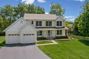 129 Knobb Hill Ln, Gurnee, IL 60031 - Photo 3