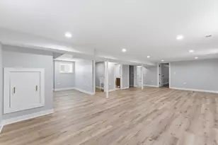 7939 S St Louis Ave, Chicago, IL 60652 - Photo 19
