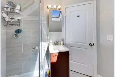 2245 W Shakespeare Avenue, Chicago, IL 60647 - Photo 21