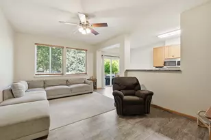 2436 Geneva Ln, Montgomery, IL 60538 - Photo 11