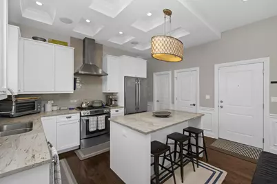 2012 W Erie Street #3W, Chicago, IL 60612 - Photo 7