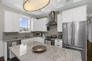 2012 W Erie St, Chicago, IL 60612 - Photo 9