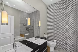 2012 W Erie St, Chicago, IL 60612 - Photo 13
