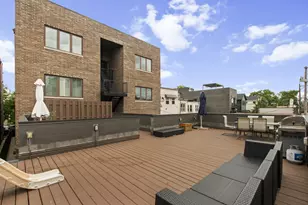 2012 W Erie St, Chicago, IL 60612 - Photo 19
