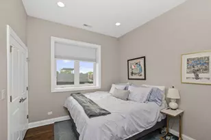 2012 W Erie St, Chicago, IL 60612 - Photo 15