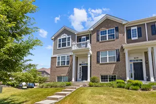 911 Charlton Ln, Naperville, IL 60563 - Photo 1