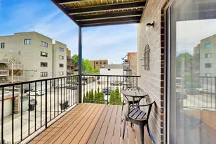1523 W Thomas St, Chicago, IL 60642 - Photo 17