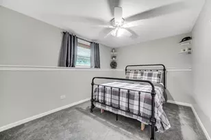 1629 Claremont Dr, Darien, IL 60561 - Photo 19