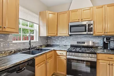 2603 Kendall Crossing, McHenry, IL 60051 - Photo 3