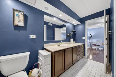 6316 W Montrose Avenue #102, Chicago, IL 60634 - Photo 11
