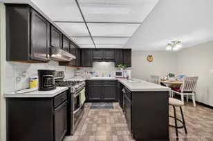 6316 W Montrose Ave, Chicago, IL 60634 - Photo 9