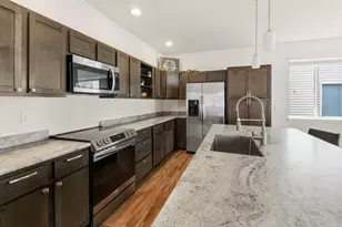 3209 Stanley Ln, Champaign, IL 61822 - Photo 9