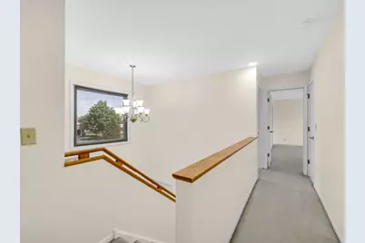 9 Redwood Court, Streamwood, IL 60107 - Photo 15