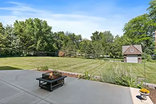 1439 Blackhawk Dr, Schaumburg, IL 60193 - Photo 33