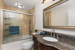 1439 Blackhawk Dr, Schaumburg, IL 60193 - Photo 17