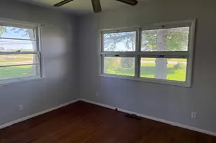424 S 3000 W Rd, Kankakee, IL 60901 - Photo 11