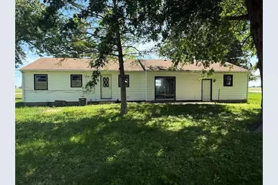 424 S 3000 W Road, Kankakee, IL 60901 - Photo 5