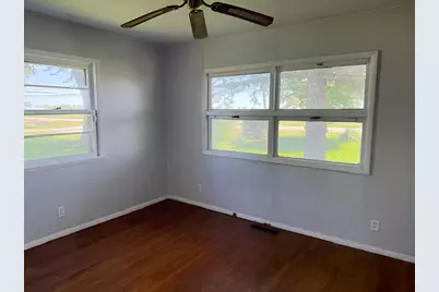 424 S 3000 W Road, Kankakee, IL 60901 - Photo 11