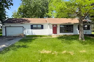 424 S 3000 W Rd, Kankakee, IL 60901 - Photo 3