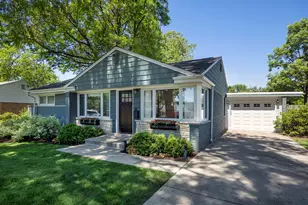 1938 Lincoln Ave, Northbrook, IL 60062 - Photo 1