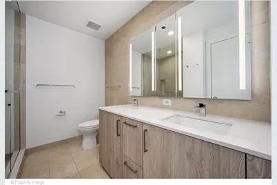 211 N Harbor Drive #TH01, Chicago, IL 60601 - Photo 27