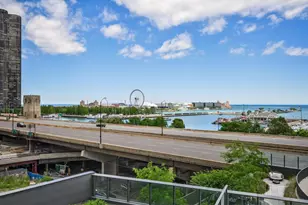 211 N Harbor Dr, Chicago, IL 60601 - Photo 23