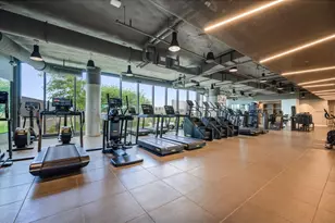 211 N Harbor Dr, Chicago, IL 60601 - Photo 33