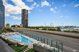 211 N Harbor Dr, Chicago, IL 60601 - Photo 31
