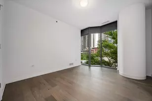 211 N Harbor Dr, Chicago, IL 60601 - Photo 25
