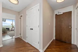 5455 N Sheridan Rd, Chicago, IL 60640 - Photo 5