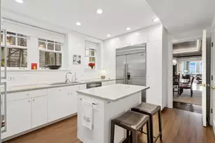 219 E Lake Shore Dr, Chicago, IL 60611 - Photo 11