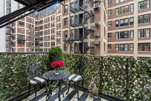 219 E Lake Shore Dr, Chicago, IL 60611 - Photo 29