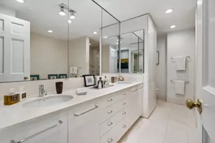 219 E Lake Shore Dr, Chicago, IL 60611 - Photo 23