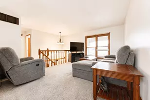 9140 162nd St, Orland Hills, IL 60487 - Photo 7