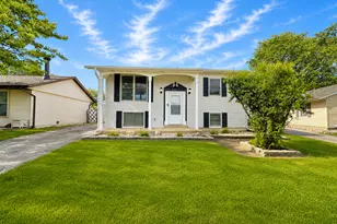 9140 162nd St, Orland Hills, IL 60487 - Photo 3