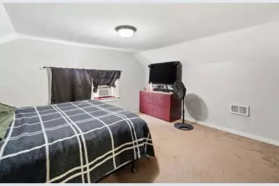 719 N Orchard Avenue, Aurora, IL 60505 - Photo 17